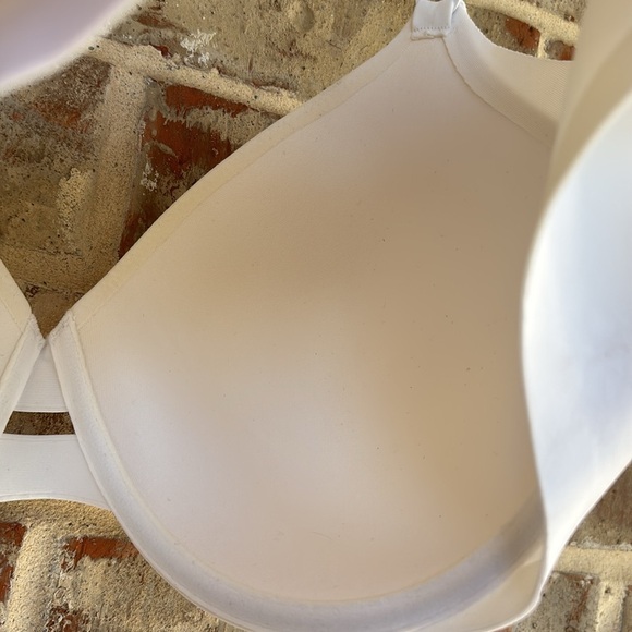 Warner's Classic White Lightly Lined Underwire Bra 40C - Picture 9 of 9